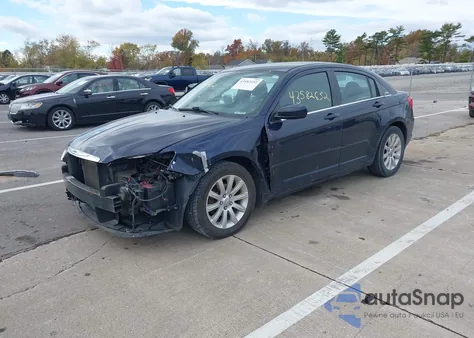 2014 Chrysler 200 Touring from USA, damaged, VIN 1C3CCBBB2EN100985